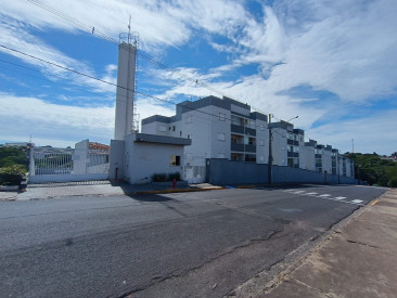 Avenida Waldemar de Oliveira Lima,   Bloco E apto 04, 300