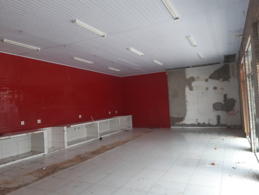 Avenida Brasil, 842 frente e fundos