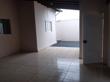 Rua Isaias Neres da Silva, 40