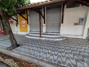 Avenida Presidente Roosevelt, 24